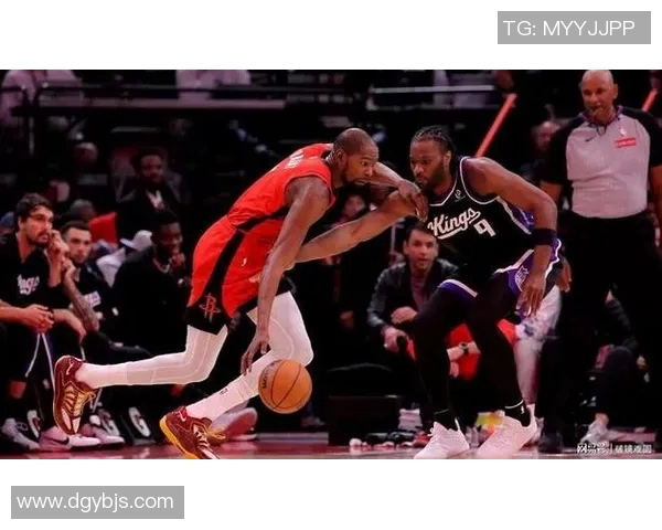 火箭队与猛龙队激烈对决谁能在这场比赛中笑到最后